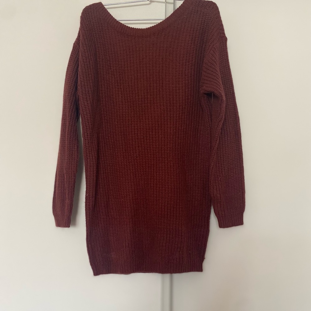 Oversized backless sweater